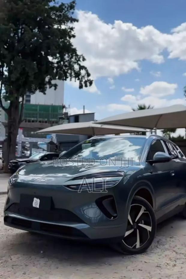 New BYD Sealion 06 EV 2025 Blue