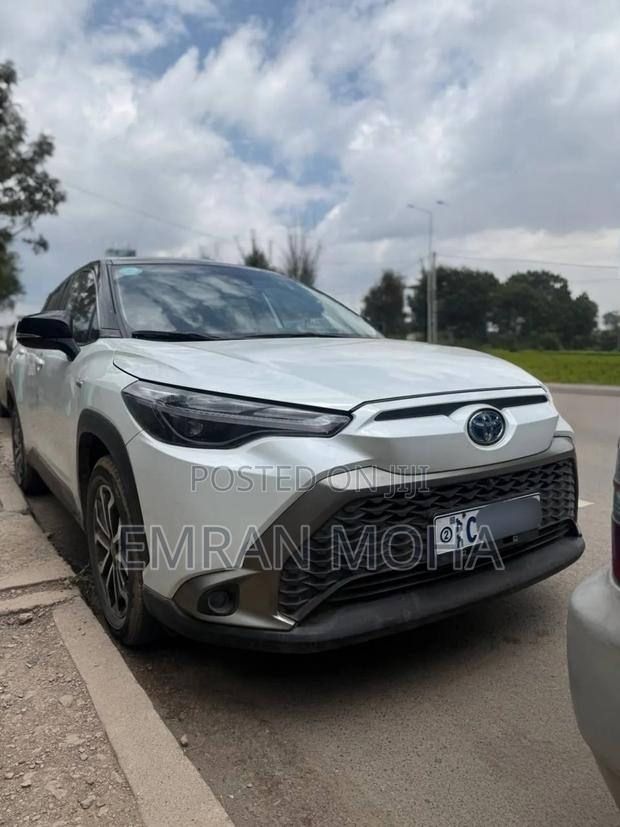 Toyota Frontlander 2024 White