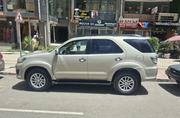 Toyota Fortuner 2012 Gold for sale