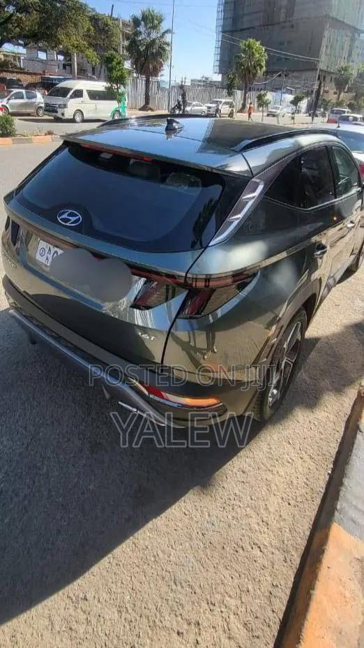Hyundai Tucson 2022 Gray