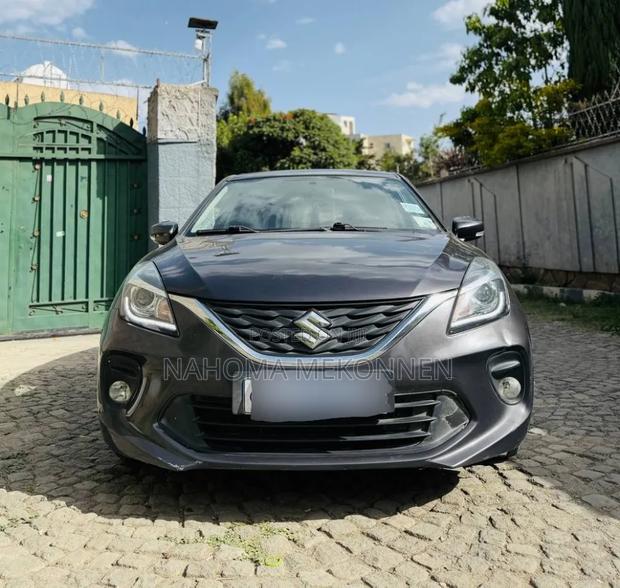 Suzuki Baleno 2021 Gray