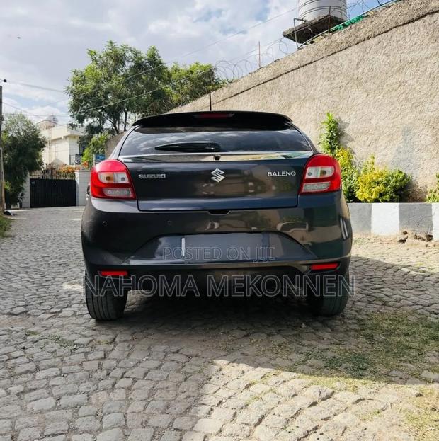 Suzuki Baleno 2021 Gray