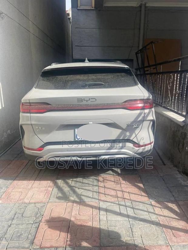 New BYD Song Plus 2025 Silver