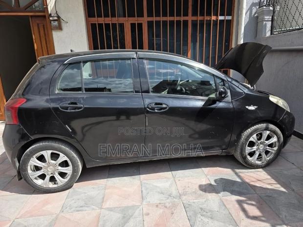 Toyota Yaris 2007 Black