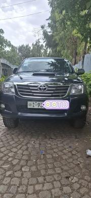 Toyota Hilux 3.0 D-4D 4x4 2013 Black for sale