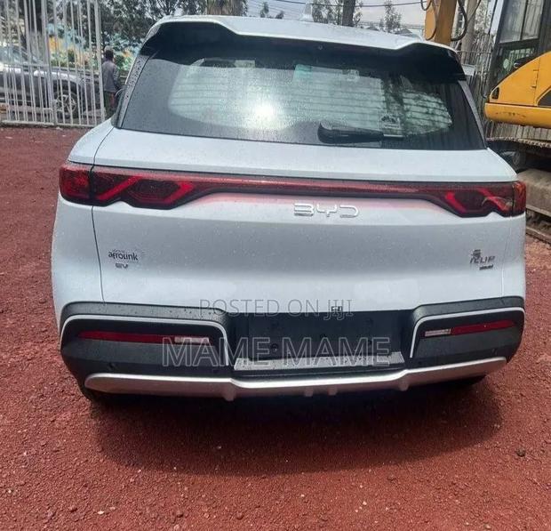 New BYD Yuan Up 2025 Silver