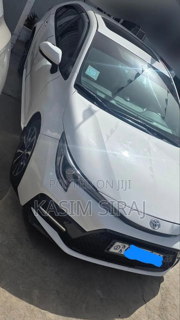 Toyota Corolla APEX XSE 2022 White