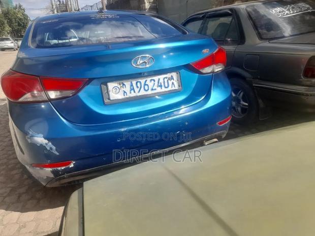 Hyundai Avante 2014 Blue