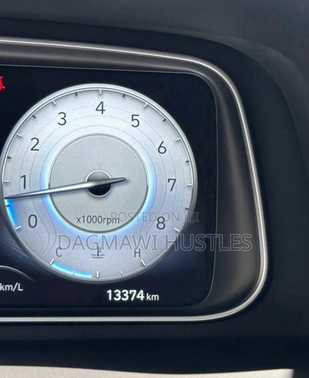 Hyundai Creta 2023 Silver