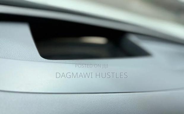 Volkswagen ID.6 2024 White