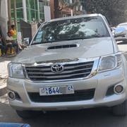 Toyota Hilux 2014 Gold for sale