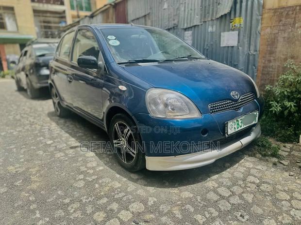 Toyota Yaris 2020 Blue