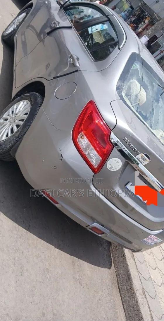 Suzuki Dzire 2021 Silver