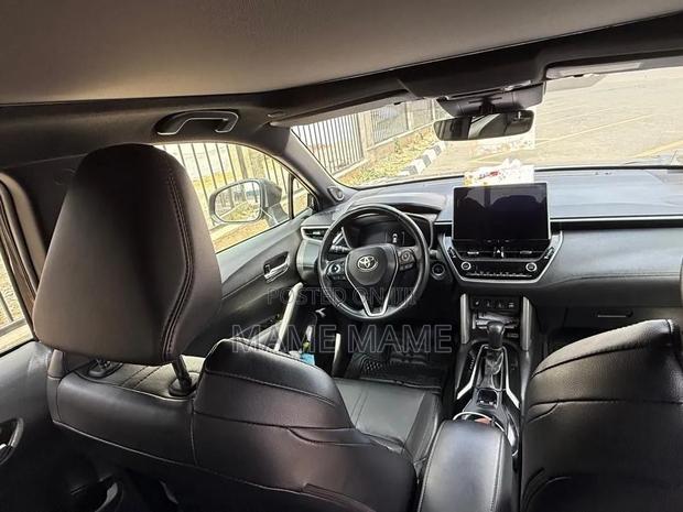 Toyota RAV4 Hybrid 2023 Gray