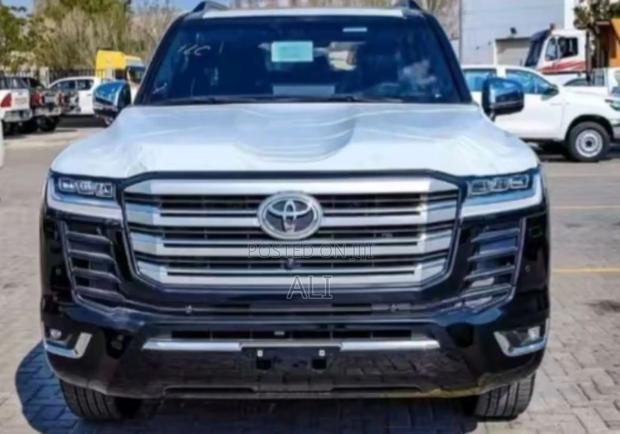 New Toyota Land Cruiser 2025 Black