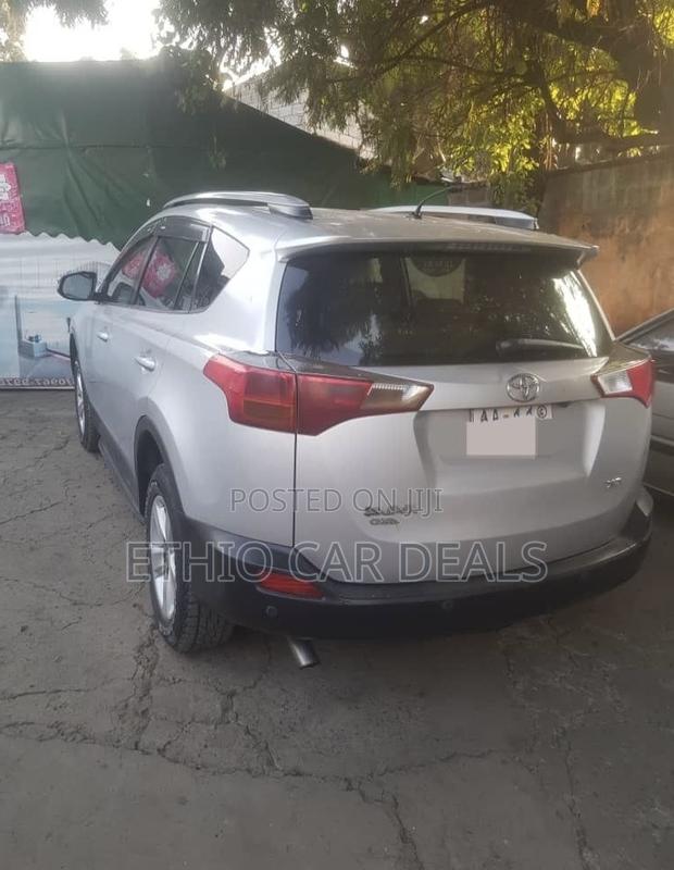 Toyota RAV4 2013 Silver