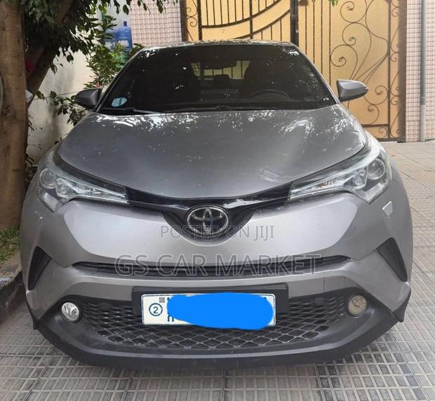 Toyota C-HR 2017 Gray