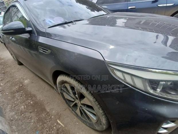 Kia K5 2016 Gray