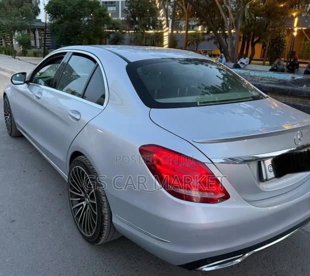Mercedes-Benz C180 2015 Gray