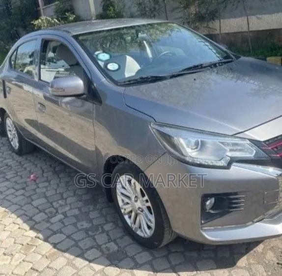 Mitsubishi Attrage 2022 Gray