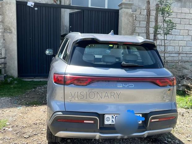 BYD Yuan Up 2025 Gray