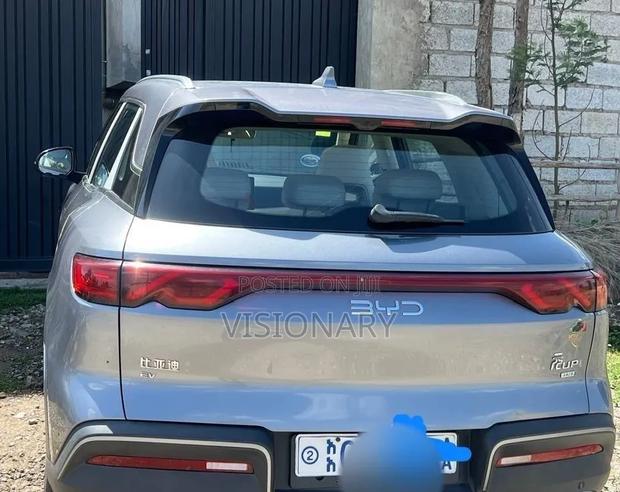 BYD Yuan Up 2025 Gray