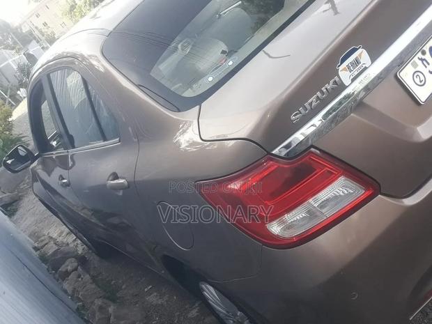Suzuki Dzire 2022 Gray