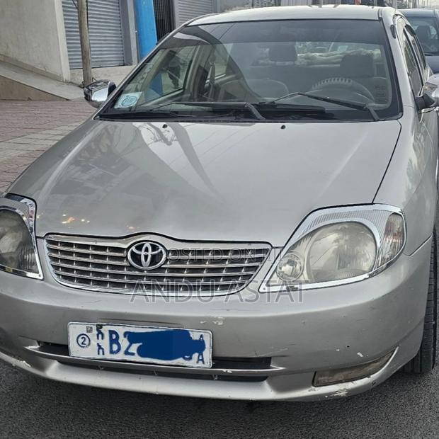 Toyota Corolla 2003 Gold