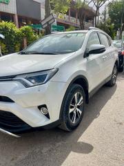 Toyota RAV4 2016 White for sale