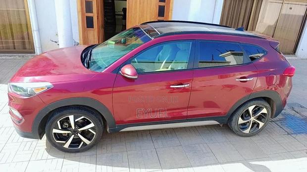 Hyundai Tucson Limited AWD 2017 Burgundy