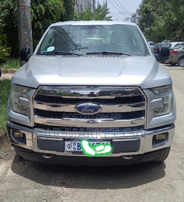 Ford F-150 Lariat 4x2 SuperCab Styleside 6.5 ft. box 145 in. WB 2016 Silver