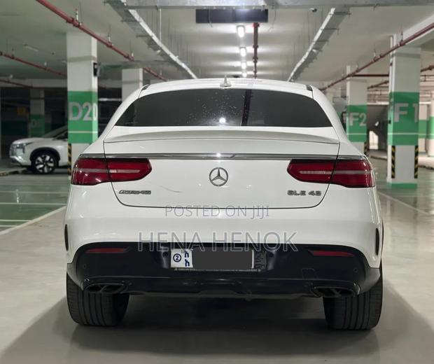 Mercedes-Benz GLE-Class 2017 White