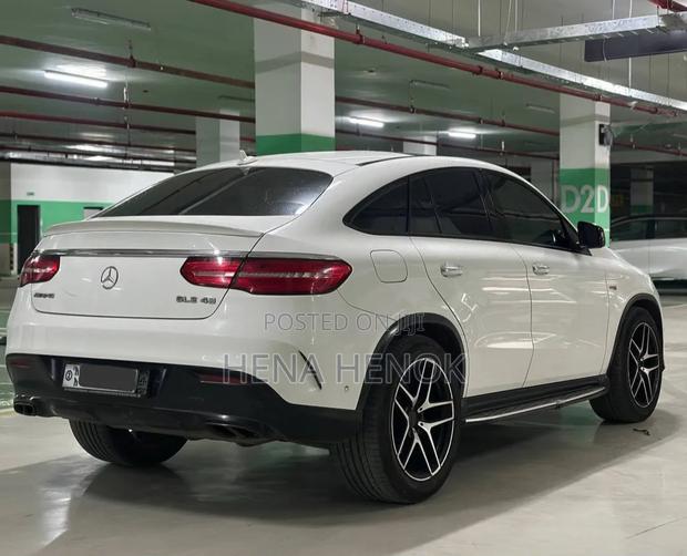 Mercedes-Benz GLE-Class 2017 White
