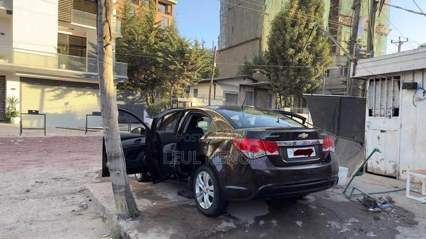 Chevrolet Cruze 1.8 Hatchback 2012 Black