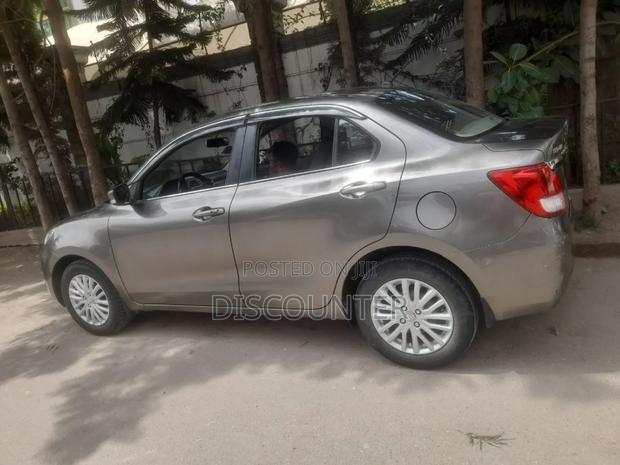 Suzuki Dzire 2022 Silver