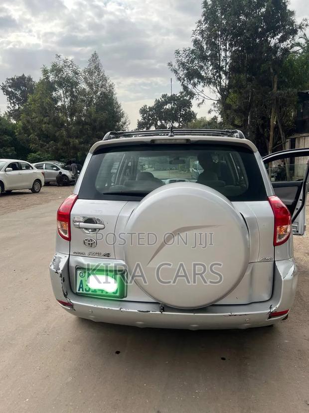 Toyota RAV4 2008 Silver