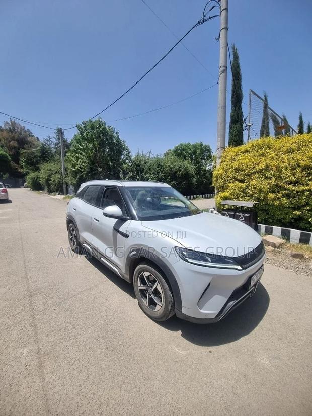 BYD Yuan Up 2024 Silver