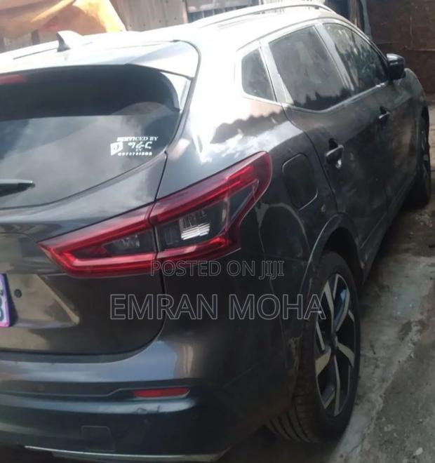 Nissan Qashqai 2018 Gray