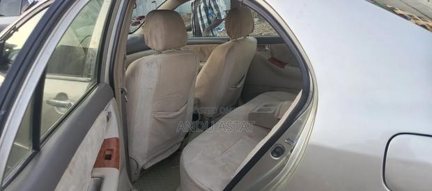 Toyota Corolla 2003 Gold