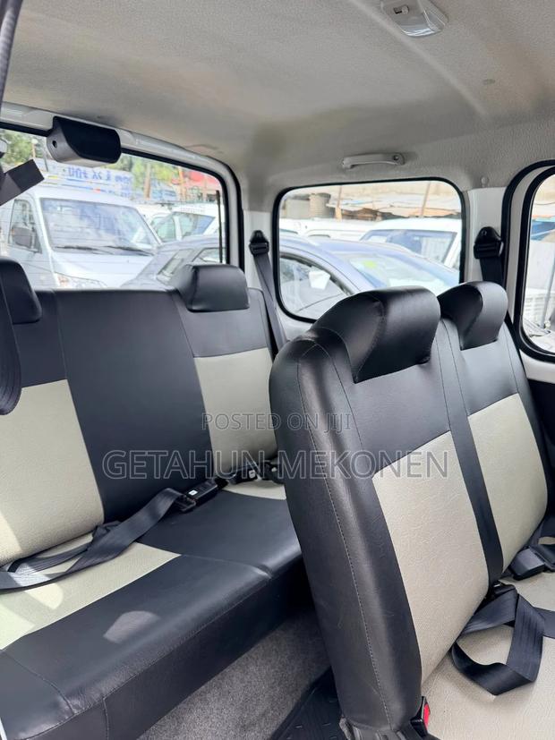 Suzuki Eeco 2025 White