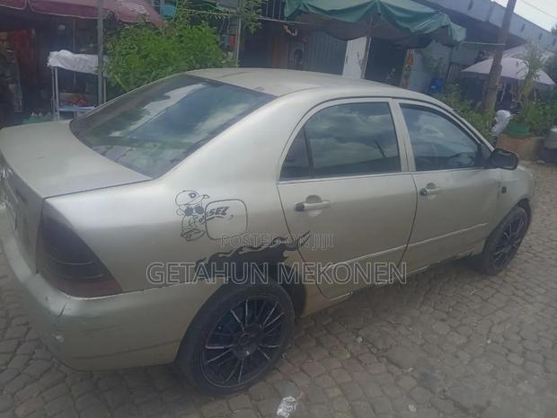 Toyota Corolla 2003 Gold