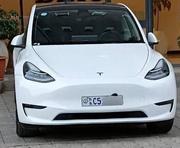 Tesla Model Y 2023 White for sale