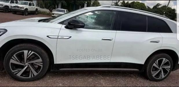 Volkswagen ID.6 2024 White