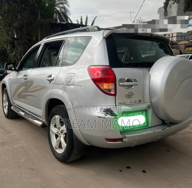 Toyota RAV4 2008 Silver