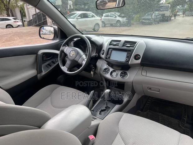 Toyota RAV4 2008 Silver