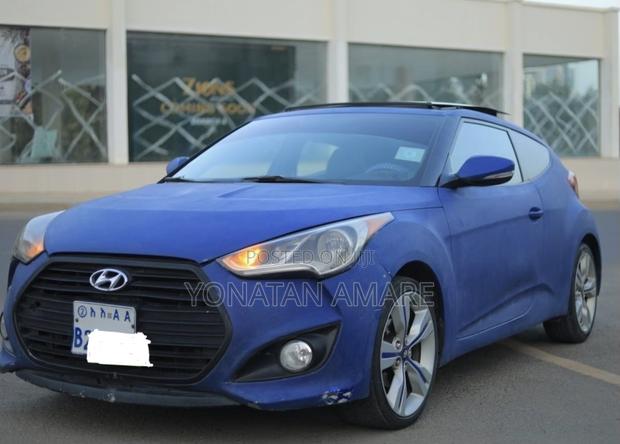 Hyundai Veloster Automatic 2012 Blue
