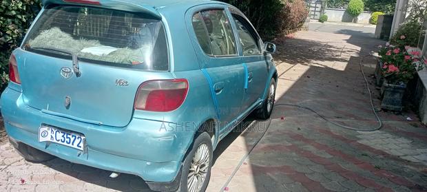 Toyota Vitz 1.0 FWD 3dr 2002 Blue
