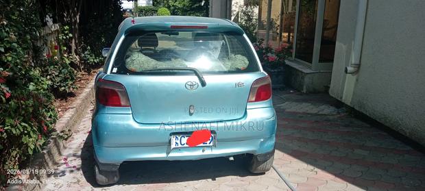 Toyota Vitz 1.0 FWD 3dr 2002 Blue