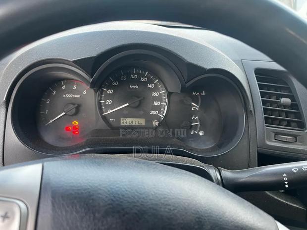 Toyota Hilux 3.0 D-4D 4x4 2015 Gray
