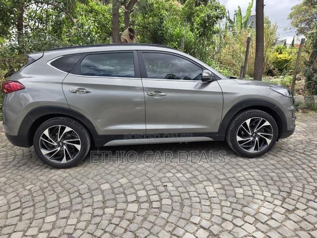 Hyundai Tucson 2020 Gray
